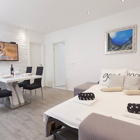 Apartmani Marina マカルスカ エクステリア 写真
